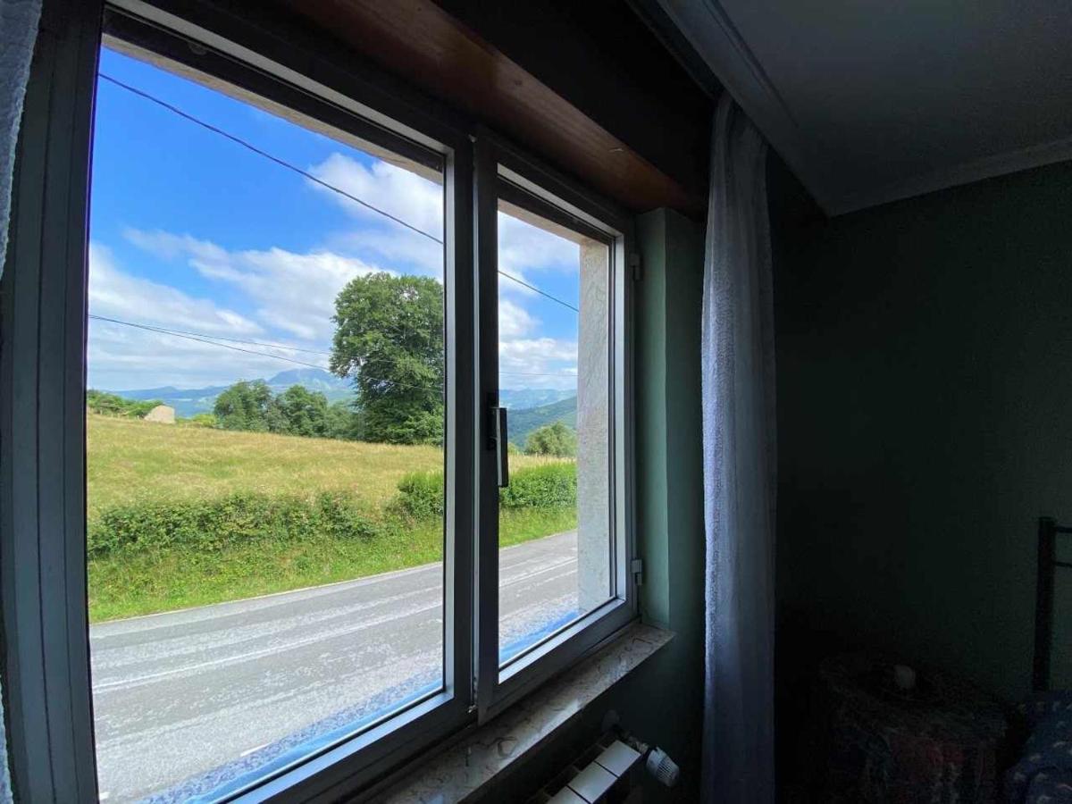 شقة Casa Noval Zona Rural En El Centro De Asturias Bimenes المظهر الخارجي الصورة